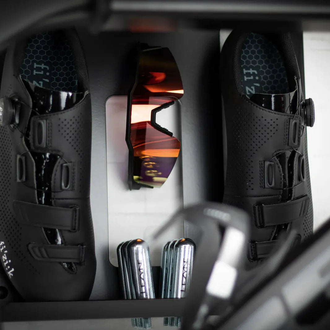 Stasdock vægophæng Happy Black