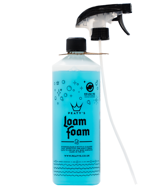 Peaty's LoamFoam 1000ml bionedbrydelig rengøringsspray til effektiv vask af cykel, ladcykel og motorcykel.